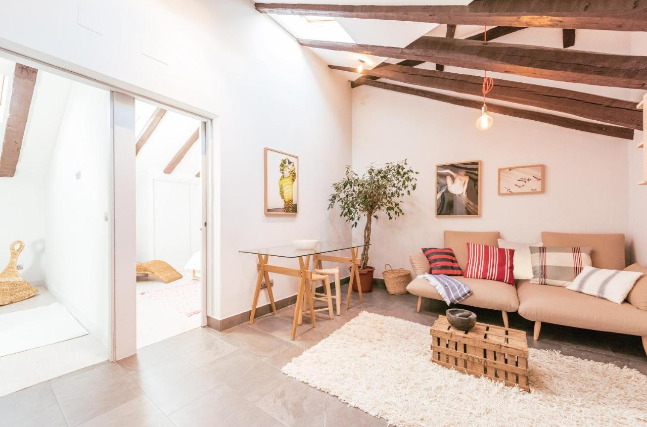 Bohemian 2Bedroom Attic In Lavapies Madri Exterior foto